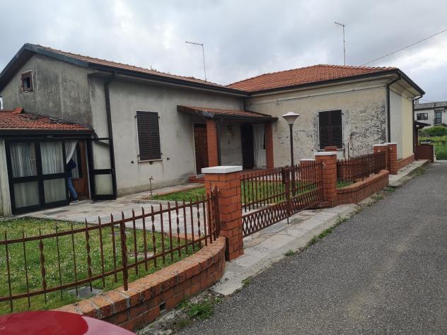 Terratetto in vendita a Castelnuovo Magra 145 mq Rif: 1281243