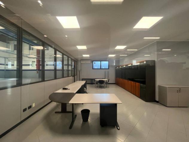 Immobile di 2000 m² con 1 locale in affitto a Lumezzane - Foto 5