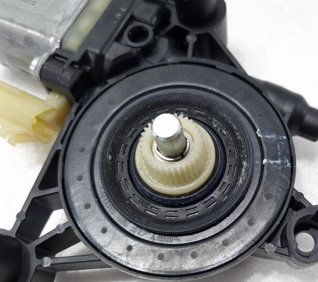 MOTORINO ALZAVETRO POSTERIORE DESTRA JEEP Compass Serie 0130822662 (16) - Foto 4