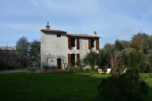 Vendita Rustico casale da 400 mq con giardino - Foto 9
