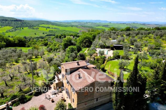 Rustico / Casale di 500 m² con più di 5 locali in vendita a Pienza - Foto 3