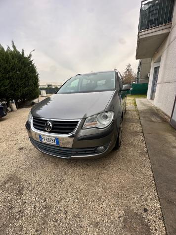 Volkswagen Touran 2.0 Trendline Ecofuel - Foto 2