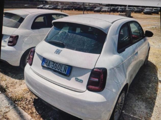 FIAT 500e Berlina 42 kWh Red 320km rif. 24085957 - Foto 4