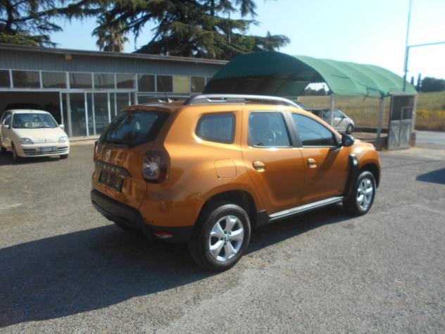 Dacia Duster 1.0 TCe 100 CV ECO-G 4x2 Prestige - Foto 5