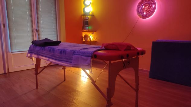 Massaggi olistici: Californiano e Tantra Tel:3780912810