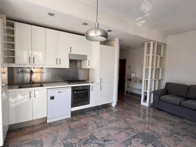 Appartamento di 55 m² con 2 locali e box auto in affitto a Milano - Foto 6