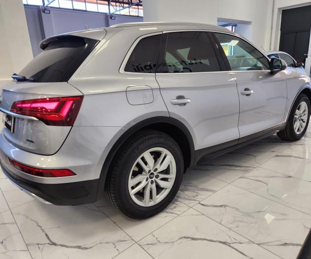 Audi Q5 40 TDI quattro S tronic S line plus - Foto 9
