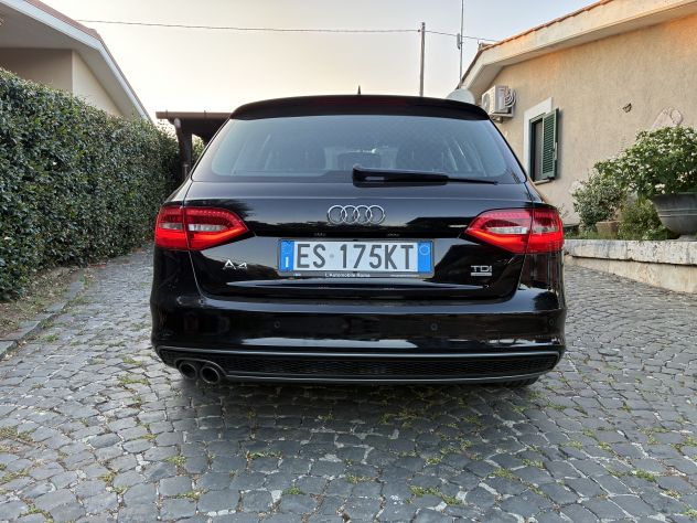Audi A4 QUATTRO SW S-Line