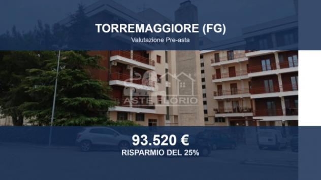 Immobile in asta di 118 m², box auto in vendita a Torremaggiore
