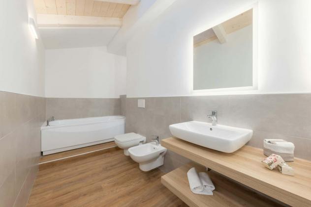 Room in Via San Giovanni, Trento for 78 m² with 2 bedrooms - Foto 5