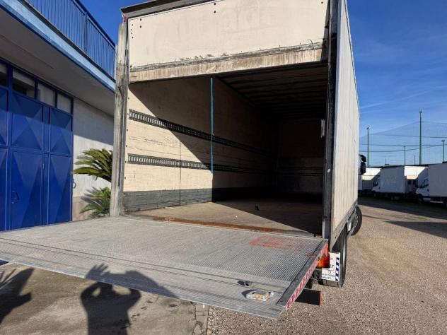 IVECO STRALIS 310 EEV FURGONATO CON PEDANA - Foto 5
