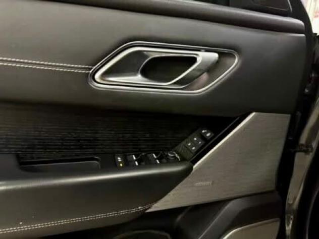 Range Rover Velar 2.0D I4 240 CV R-Dynamic HSE - Foto 9