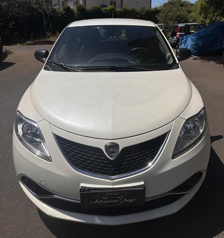 Lancia Ypsilon 1.2 69 CV 5 porte GPL Ecochic Silver - Foto 9