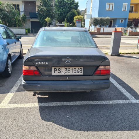Mercedes 200E - GPL -clima-ASI -gomme -LEGGI BENE