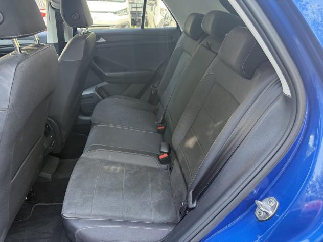 Volkswagen T-Roc T-Roc 1.0 tsi Style 110cv BICOLORE "BLUE RAVENNA " - Foto 10