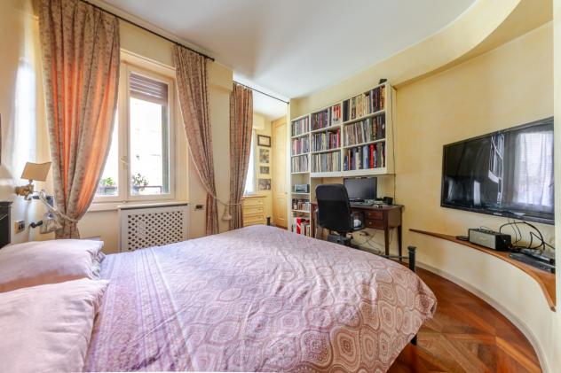 DEANGELI/ VERCELLI via SACCO SIGNORILE APPARTAMENTO DI 160m
In una delle zone più richieste e residenziali di Milano, a pochi passi da Via Marghera, C - Foto 19