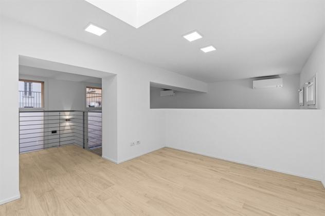 UFFICIO STILE LOFT NUOVO CON 250 MQ DI GIARDINO - Foto 18
