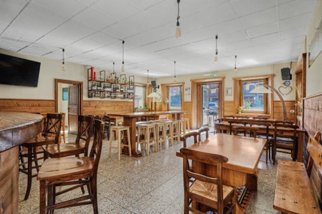 Immobile di 252 m² con 3 locali in vendita a Oltre il Colle - Foto 2