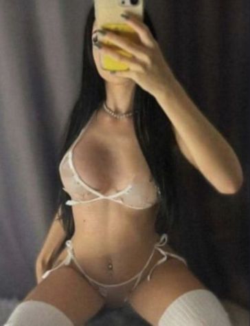 NUOVA . . * K A R E N * Per un massaggio Corpo a Corpo 🔥COINVOLGENTE - Foto 3 Tel:3311958889