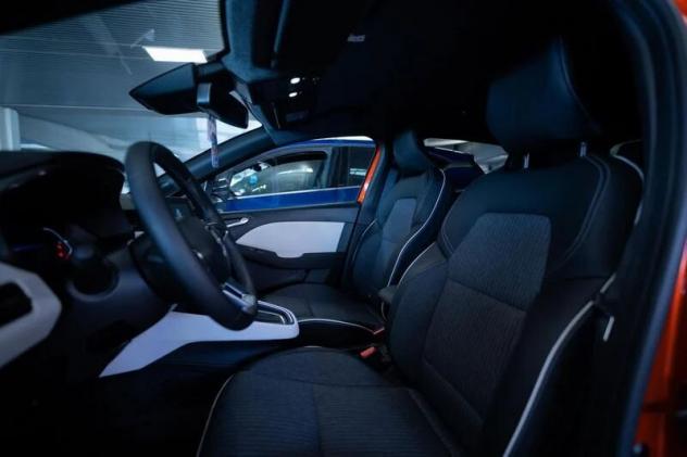 RENAULT Clio 5ª serie Clio Full Hybrid E-Tech 145 CV 5 porte Techno - Foto 4