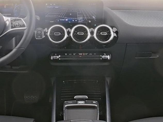 MERCEDES-BENZ GLA 180 Automatic Progressive Advanced rif. 24166889 - Foto 4