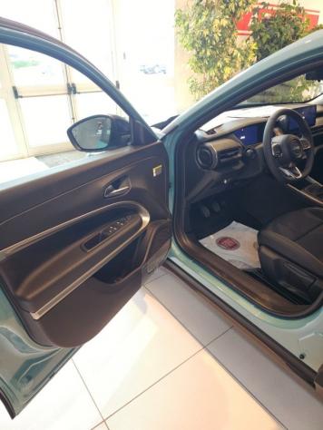 JEEP Avenger 1.2 Turbo Altitude rif. 21590094 - Foto 9