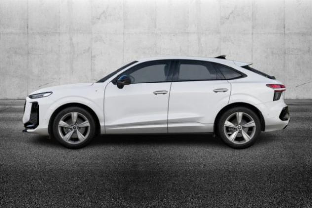 AUDI Q3 SPB TFSI 195 kW S tronic quattro S Line edition rif. 23757656 - Foto 3