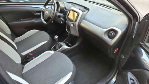 TOYOTA Aygo 1.0 VVT-i 69 CV 5 porte x-business rif. 23980418 - Foto 9