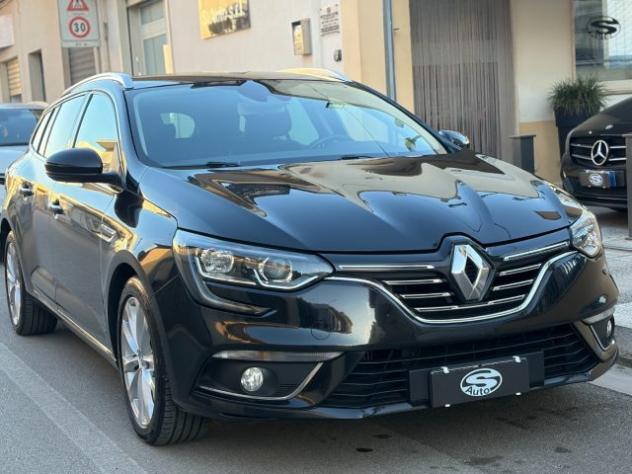 RENAULT Megane Sporter 1.5dCi 110 EDC Energy Intens rif. 24203102 - Foto 2
