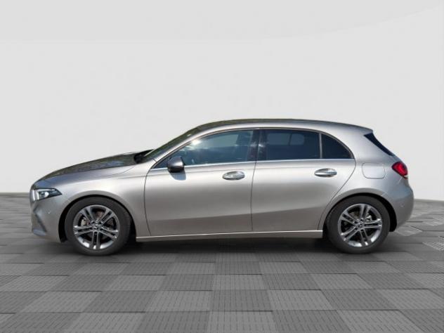 MERCEDES-BENZ A 180 A 200 Automatic Sport rif. 23951842 - Foto 2