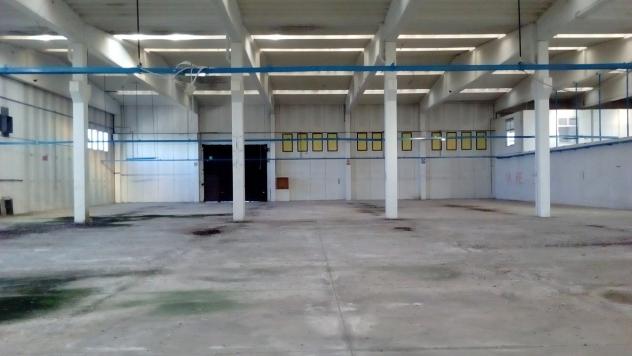 Industriale/Artigianale in affitto a Modugno