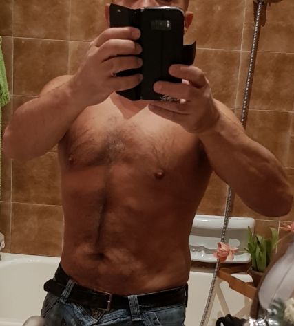 Massaggiatore per massaggio Relax, Svedese e Tantrico solo per donne Tel:3520334860
