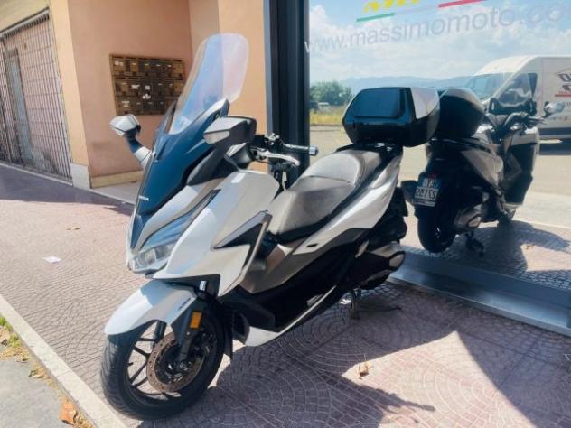 HONDA Forza 350 DELUXE TUTTO INCLUSO ANCHE PASSAGGIO! MINI RATE rif. 23996011 - Foto 9