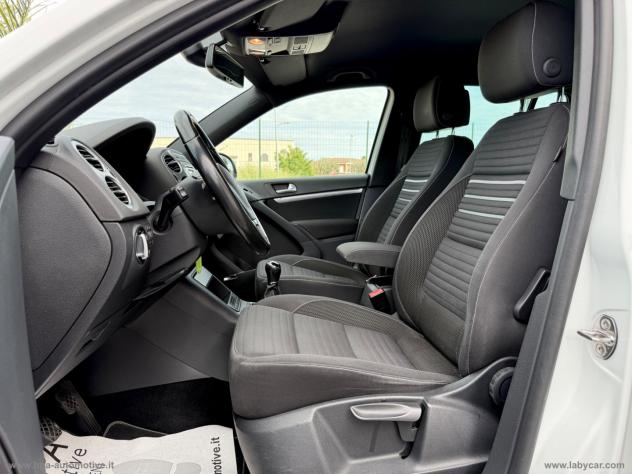 VOLKSWAGEN Tiguan 2.0 TDI 177CV R-LINE NAVI - Foto 10