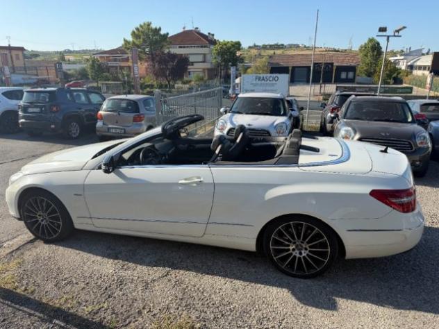 MERCEDES-BENZ E 220 CDI Cabrio BlueEFFICIENCY rif. 24056257 - Foto 4