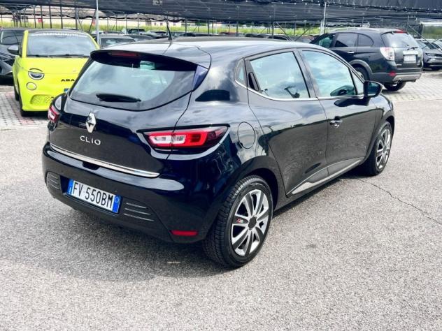 Renault Clio TCe 12V 75 CV 5 porte Moschino Zen - Foto 3