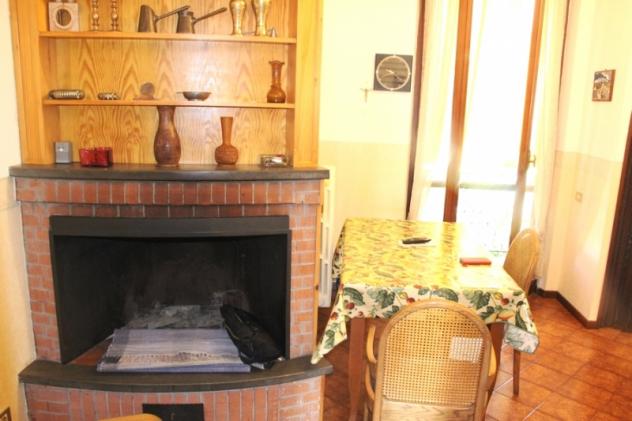 Orvieto - Vendesi Villa anni '70 con corte e terreno in posizione tranquilla a pochi minuti dal centro - Foto 5