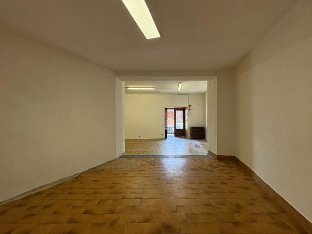 Negozio C1 a Monte Porzio Catone Via Roma - Foto 4