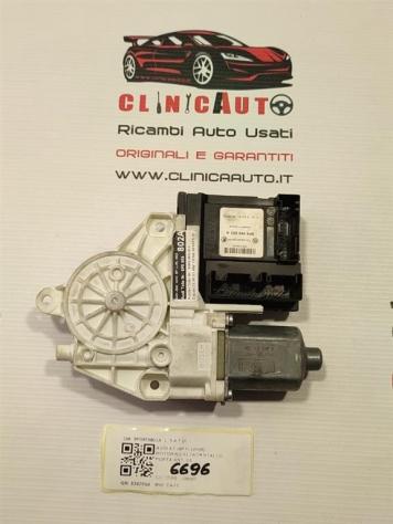 MOTORINO ALZAVETRO ANTERIORE DESTRA AUDI A3 Serie (8P1) 8P0959802A (0812)