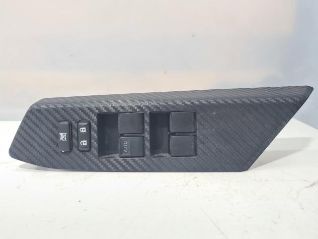 PULSANTIERA ANTERIORE SINISTRA TOYOTA Rav4 6° Serie 74232-42120 (12)