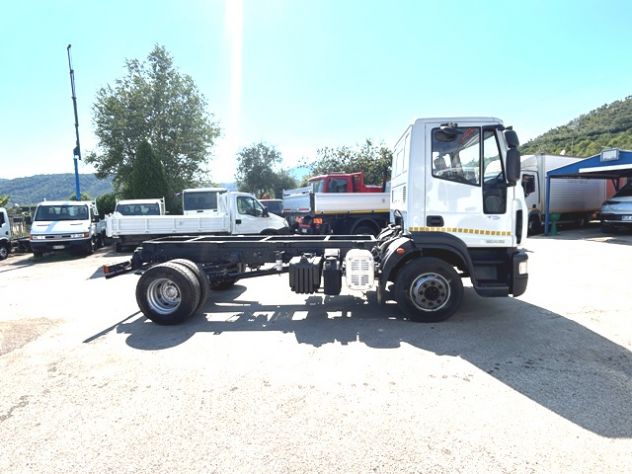 camion iveco eurocargo 160e22 telaio interasse 3690 - Foto 2
