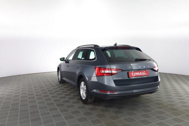 SKODA Superb Superb Wagon 1.6 TDI DSG Ambition/SCR rif. 23764696 - Foto 6