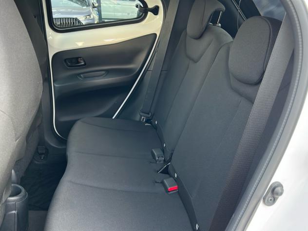 Toyota Aygo X 1.0B (72 CV) Lounge - Foto 10