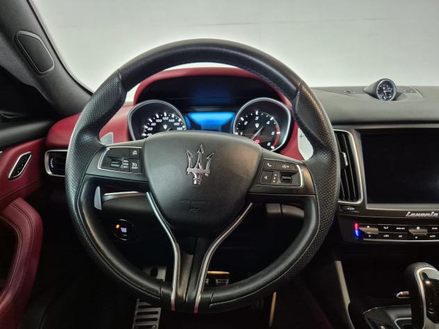 Maserati Levante Diesel 3.0 V6 250cv auto - Foto 9