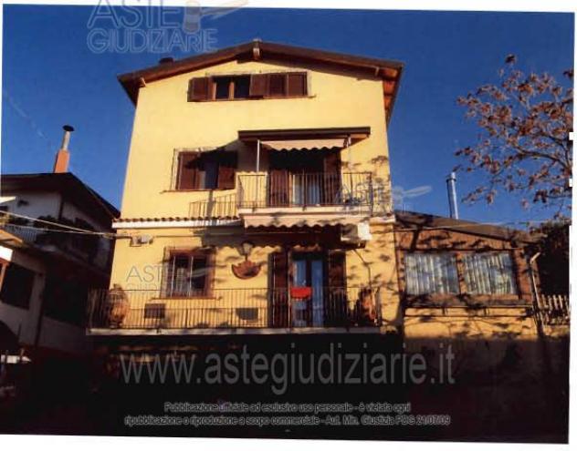 IMMOBILI-IMMOBILE RESIDENZIALE-C.DA SERRA s.n.