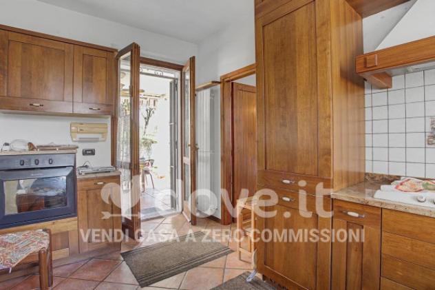 Villa di 180 m² con 4 locali e posto auto in vendita a Cocquio-Trevisago - Foto 12
