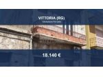 Immobile in asta di 93 m², box auto in vendita a Vittoria