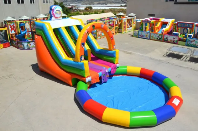 Giochi Acquatici Gonfiabili per Villaggi Turistici e Resort - Foto 5