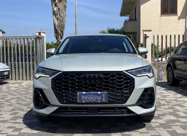 Audi Q3 SPB Business Plus 2.0 TDI 150CV s-tronic 35 - Foto 2