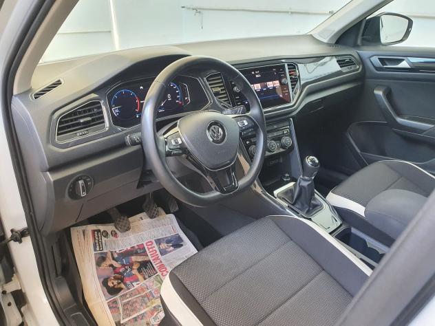 Volkswagen T-Roc 1.6 TDI SCR Advanced TUA DA 199,00 AL MESE - Foto 9